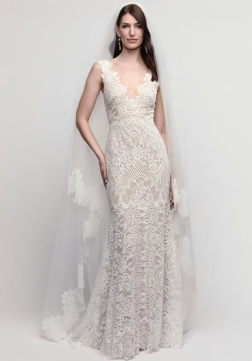 Pilar Veil