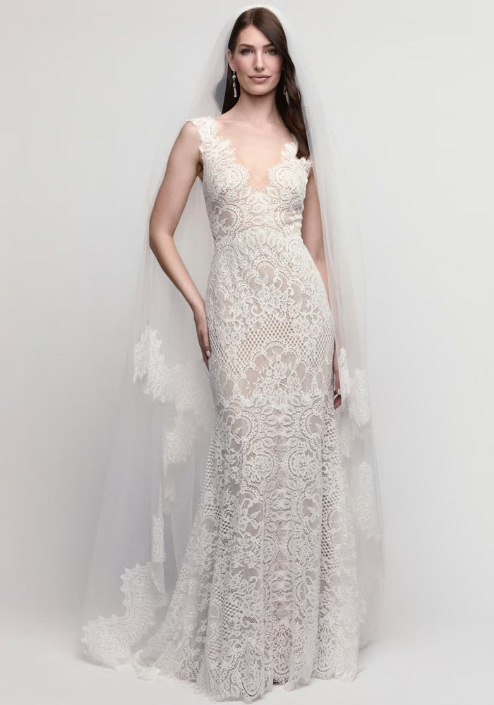 Pilar Veil