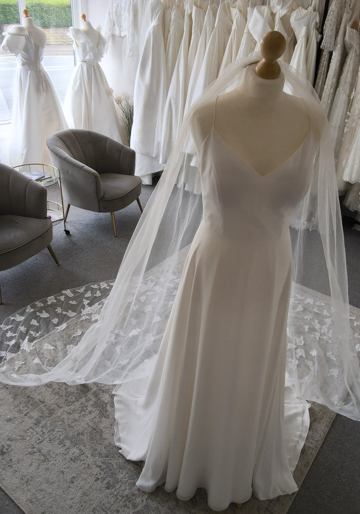 Claire Veil